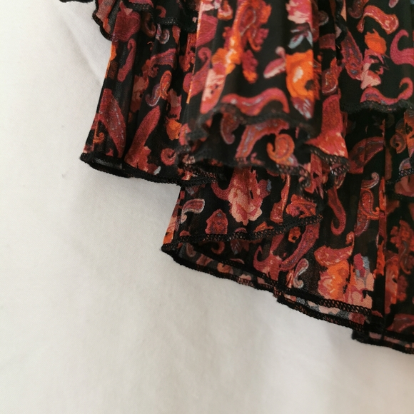 Short short skirt, ruffled, Large - Picture 4 of 6